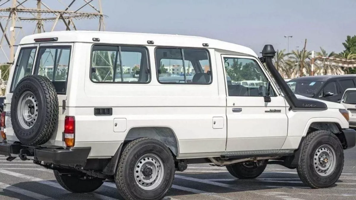 Toyota Land Cruiser 70 LC 78 HARDTOP 2.8L MT LAND CRUISER HARDTOP 3DOOR 4.2L V6 DIESEL-4-0