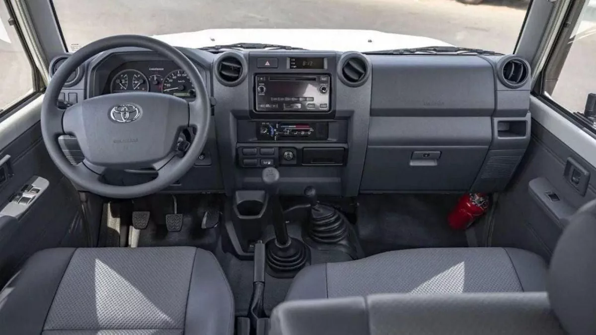 Toyota Land Cruiser 70 LC 78 HARDTOP 2.8L MT LAND CRUISER HARDTOP 3DOOR 4.2L V6 DIESEL-7-0