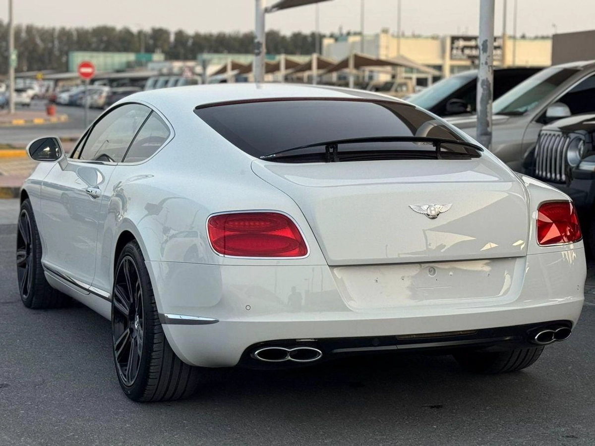 Bentley Continental GT-3-0