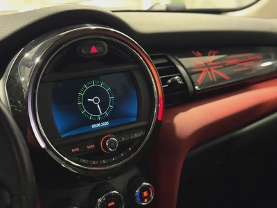 MINI Cooper | 2021 | GCC Specs | Low Mileage | Excellent Condition-10