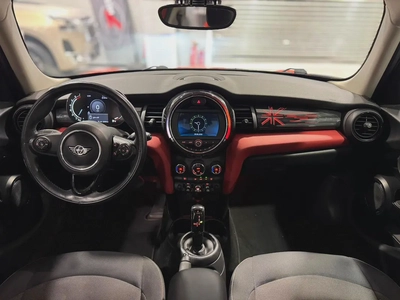MINI Cooper | 2021 | GCC Specs | Low Mileage | Excellent Condition-7