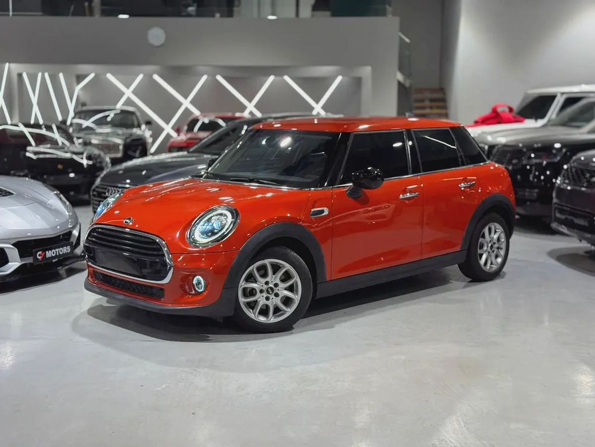 MINI Cooper | 2021 | GCC Specs | Low Mileage | Excellent Condition