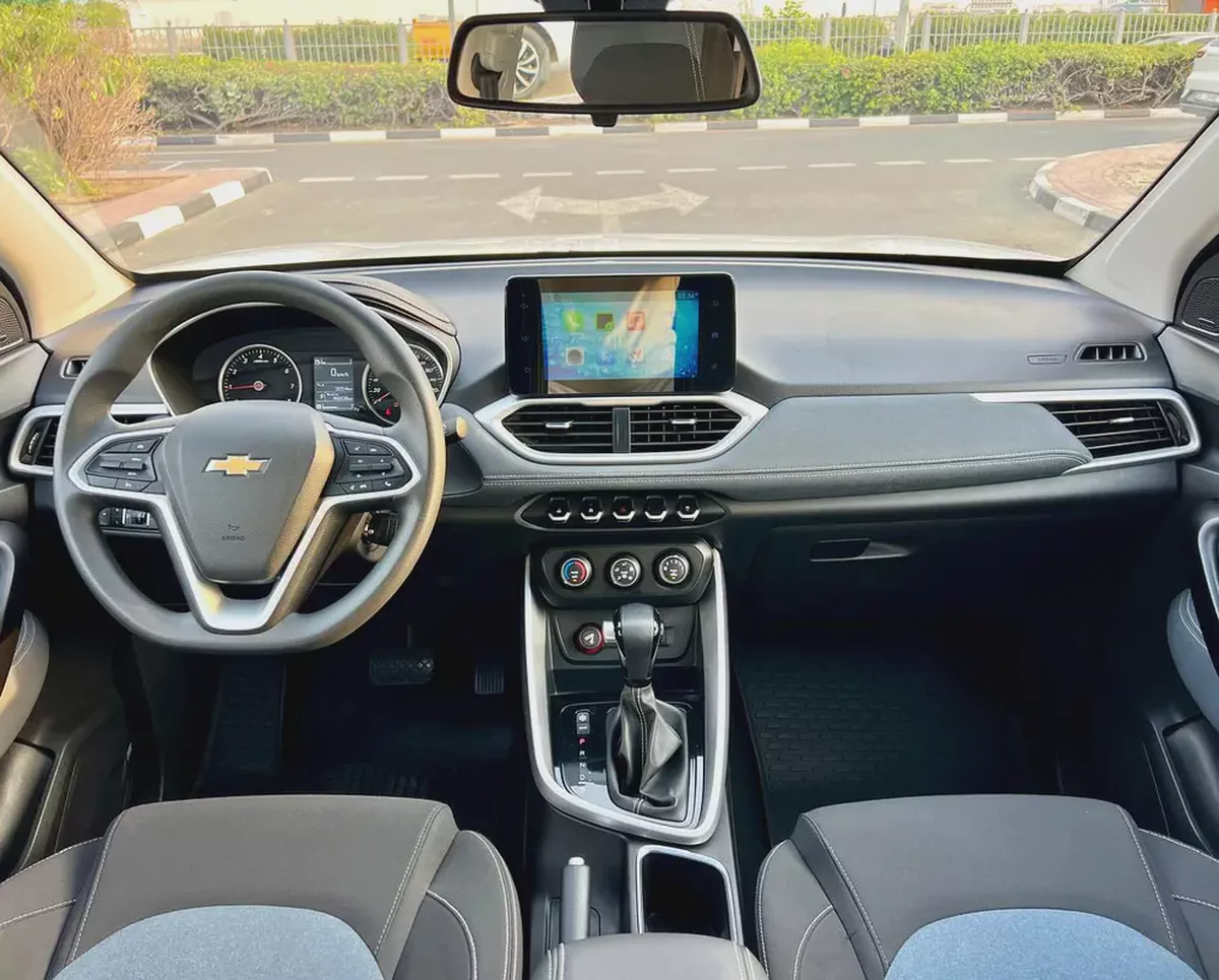 Chevrolet Captiva LS 2022 | GCC Specs | Low Mileage | Perfect Family SUV-14-14