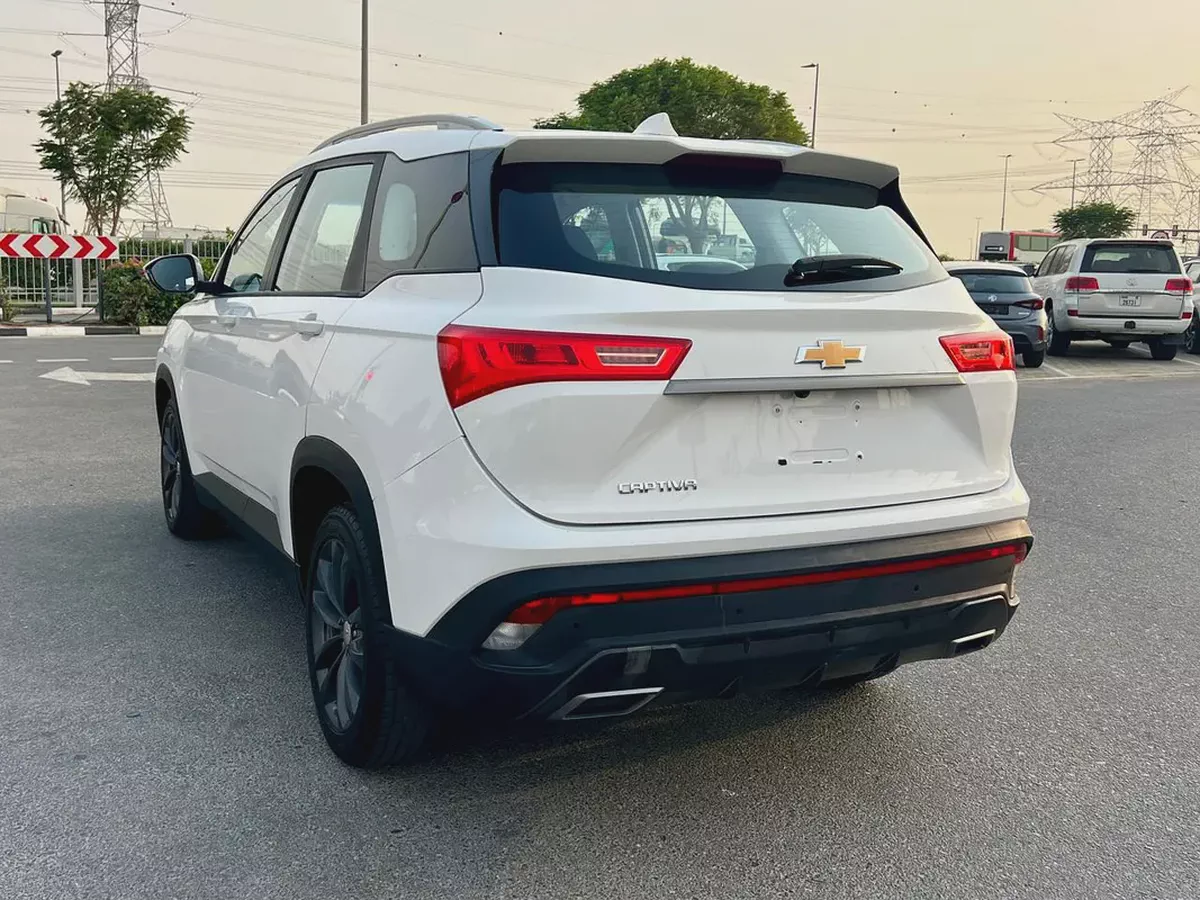 Chevrolet Captiva LS 2022 | GCC Specs | Low Mileage | Perfect Family SUV-4-4
