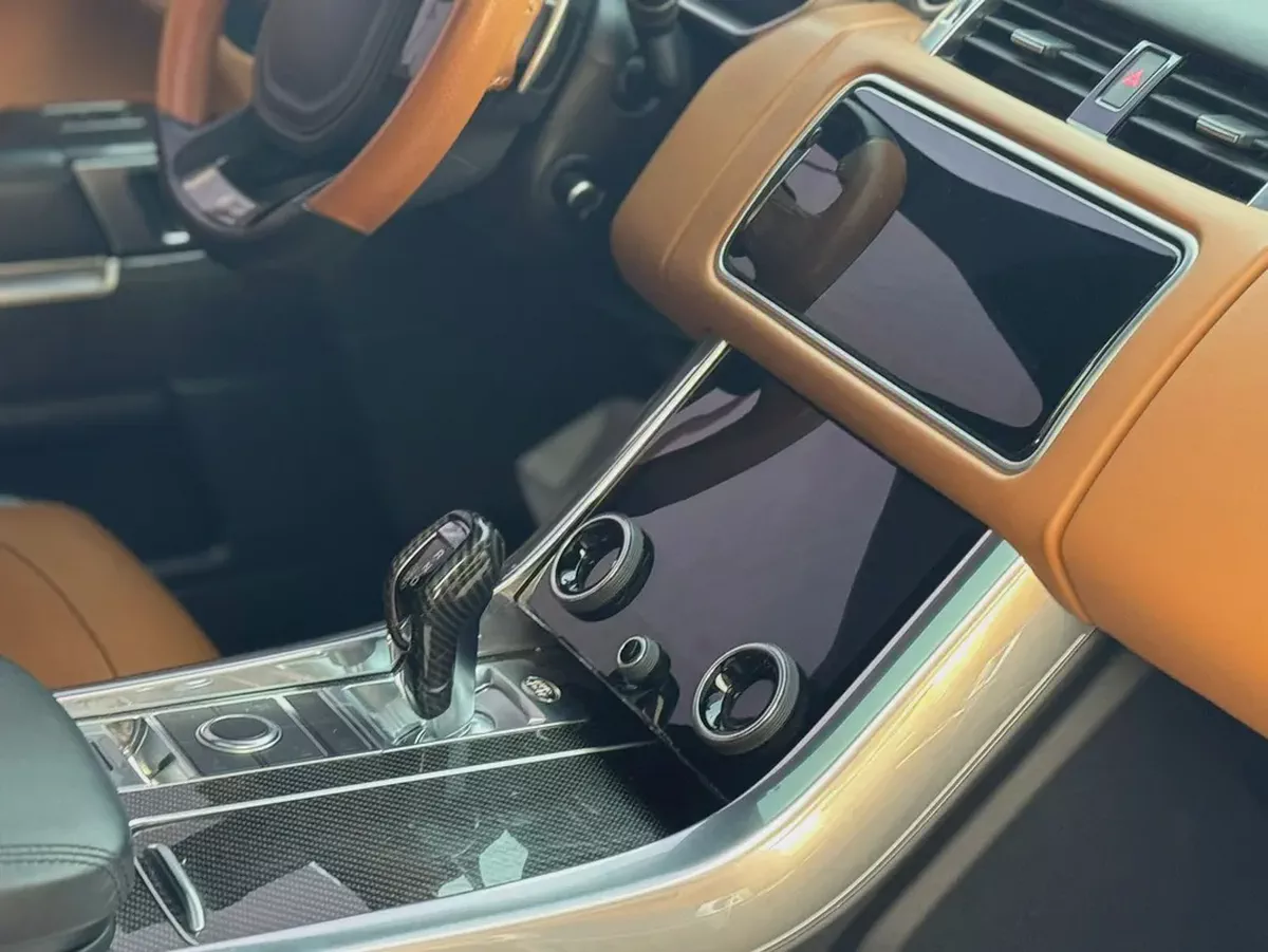 Land Rover Range Rover Sport SVR 2019 GCC Specs-4-4