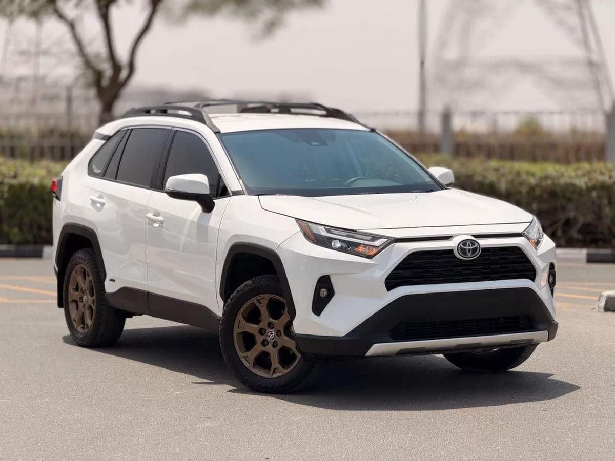 Toyota RAV4 XLE HEV