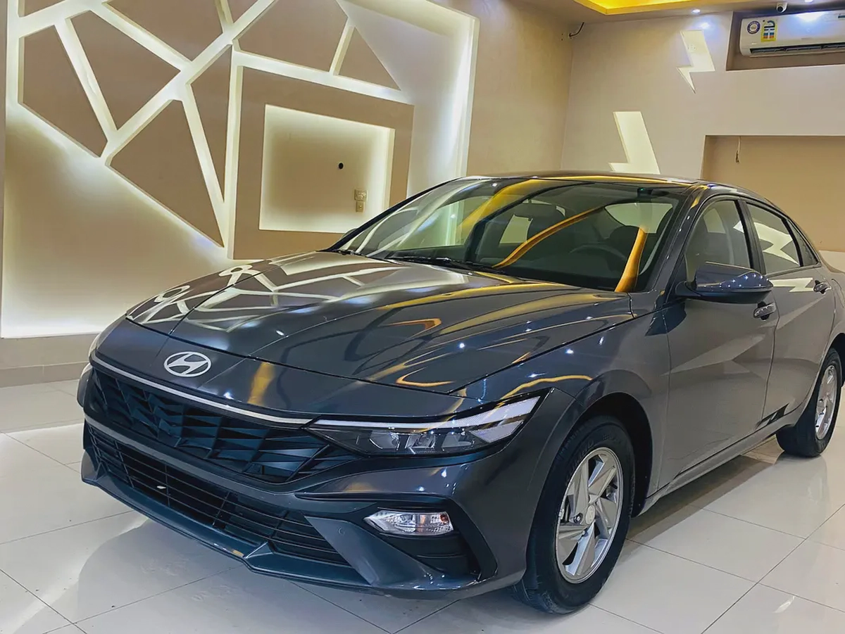 2025 Hyundai Elantra GLS GCC Specs - Brand New Condition-2-2