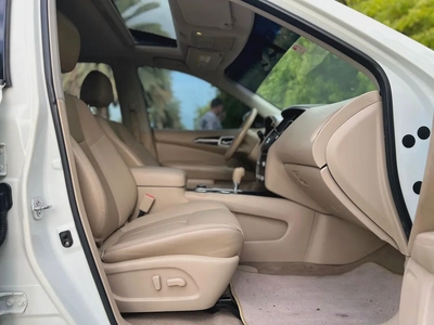 Nissan Pathfinder SV 2015 - GCC Specs - Well Maintained-8