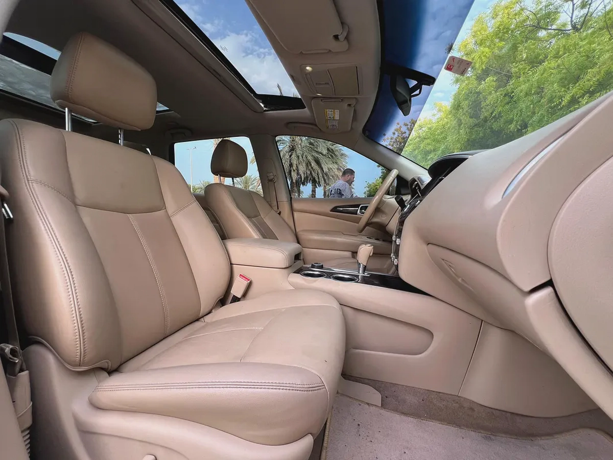 Nissan Pathfinder SV 2015 - GCC Specs - Well Maintained-7-7
