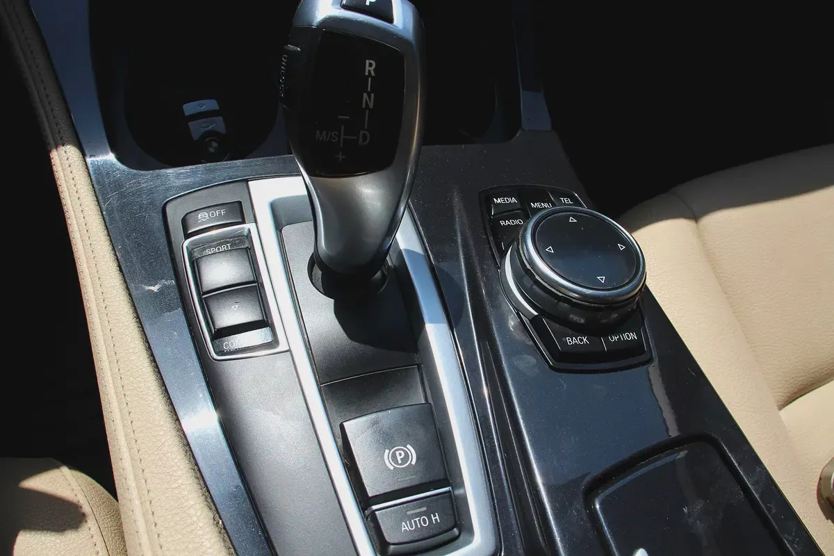 2015 BMW 535i GCC M-Kit (M5 Kit) Credit card payment accepted!-14-14