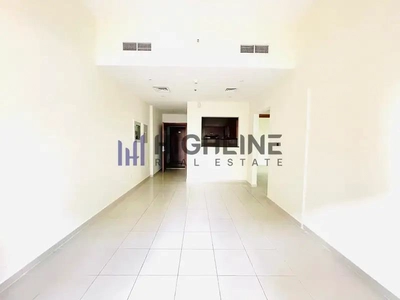 Family Building | Spacious Layout | Semi Closed Kitchen-0