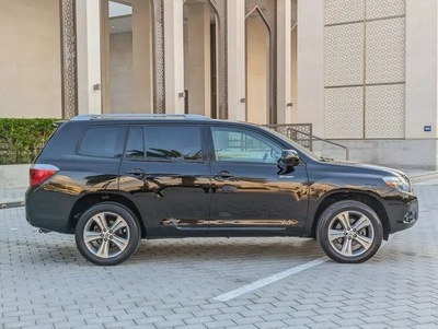 Toyota Highlander V6 2009 | 3.5L V6 | Spacious  Reliable Family SUV-6