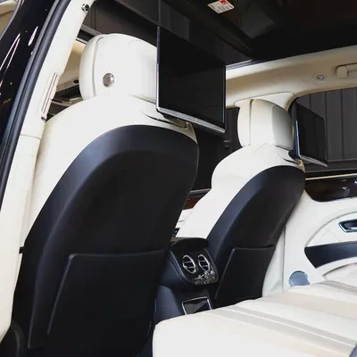 AED 8,624 P.M • 0% Downpayment • Bentley Bentayga First Edition • 1 Year Warranty-16