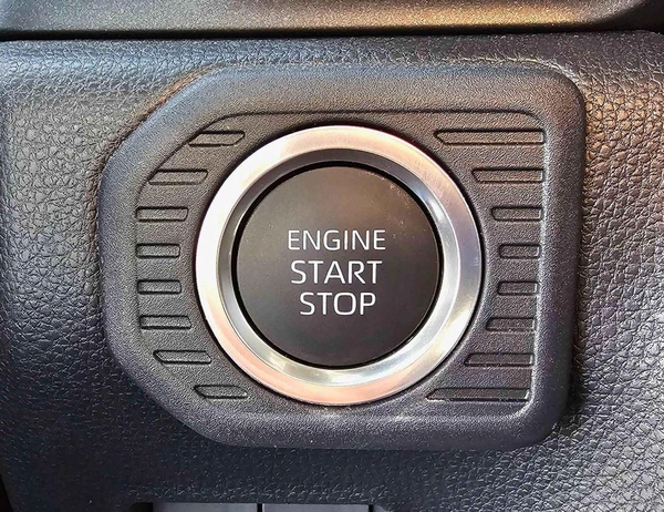 Toyota Prado URBAN-E EURO 4 | 2.8L V4 DIESEL | DVD + CAMERA | AUTO A/C | 4WD (CODE # URBAN-E)