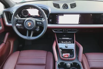 Porsche Cayenne  2024-62000KM-GCC SPECS-5 YEAR  WARRANTY AND  SERVICE CONTRACT  OR 2029-14