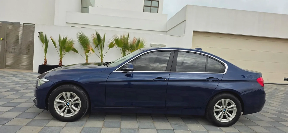 2018-BMW 318i-Excellent Condition-Bank Finance Available-4-4