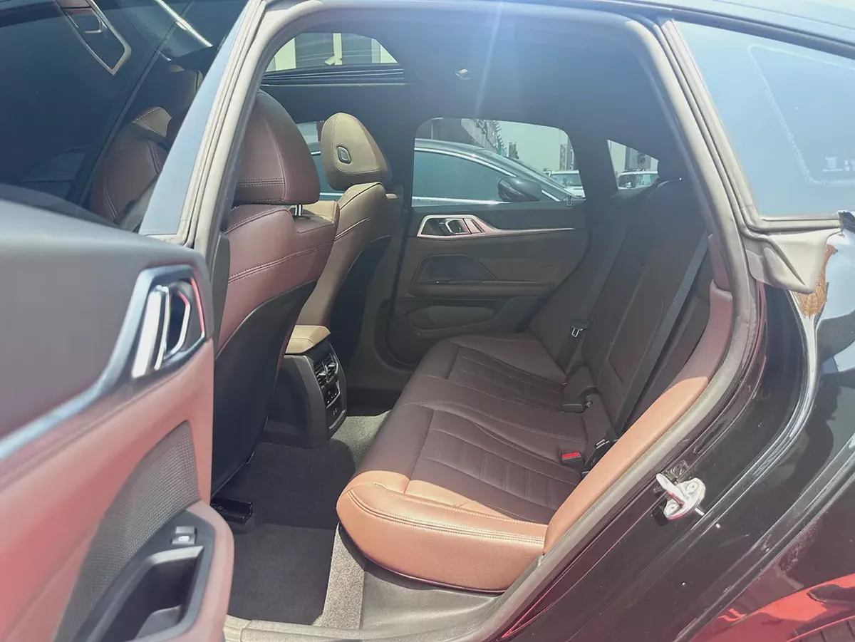 BMW 420i M Sport - GCC Specs 2025 Under Warranty and Free Service From Agency-9-9