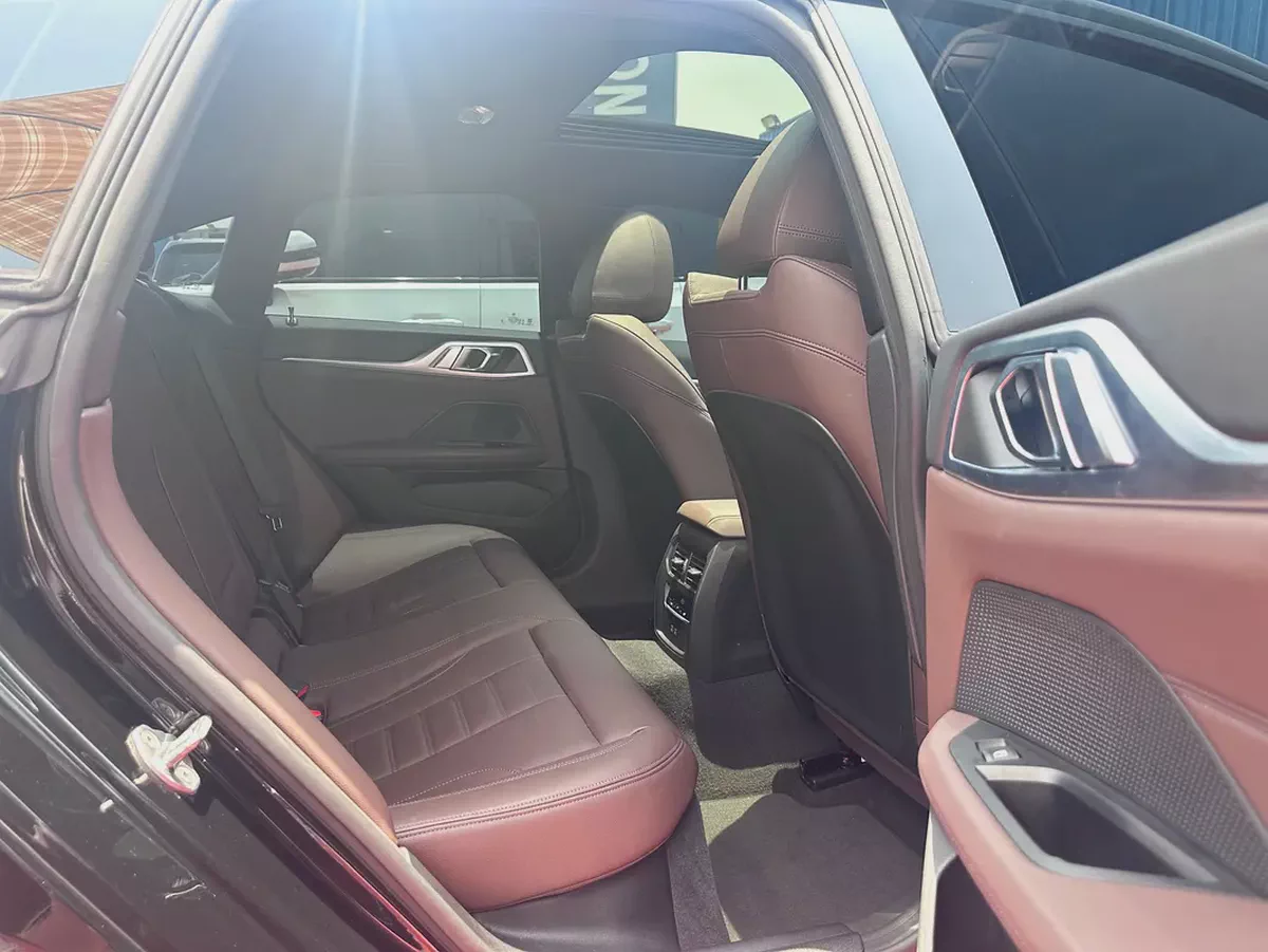 BMW 420i M Sport - GCC Specs 2025 Under Warranty and Free Service From Agency-10-10
