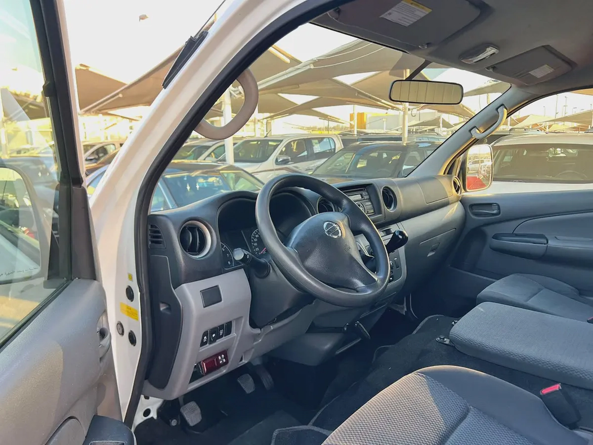 2020 | Nissan Urvan | Chiller | Van | Manual | Ref#925-8-8