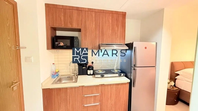 Beautifully Furnished Studio with laundry room available monthly.-6