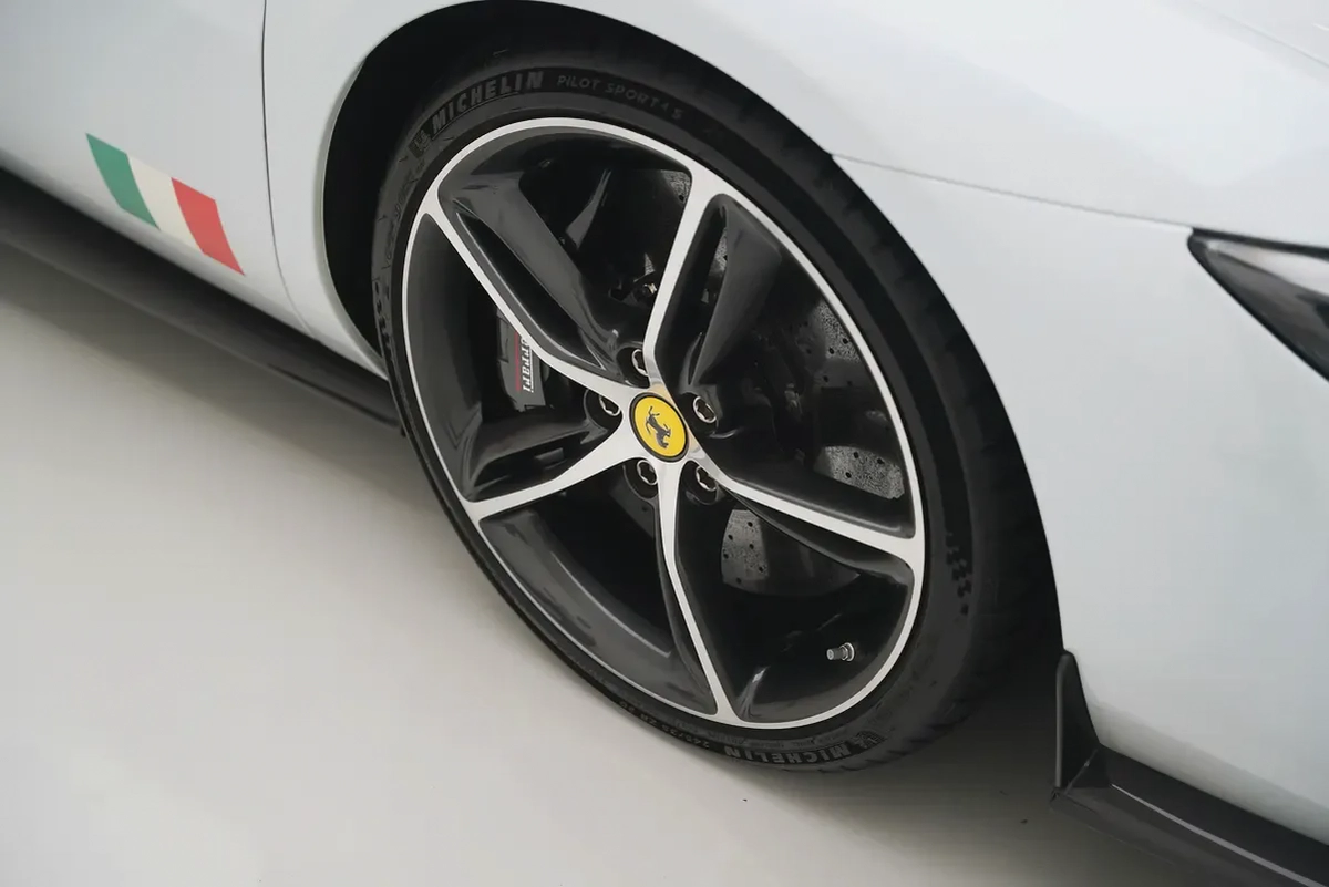 2025 FERRARI 296 GTS CAVALCADE EDITION 1 OF 10 WITH 7 YEARS SERVICE CONTRACT-3-3
