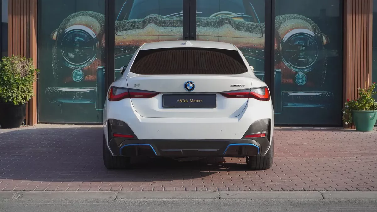 2024 BMW i4 eDrive 35 | Full Electric | GCC Specs | Very Low Mileage-4-4