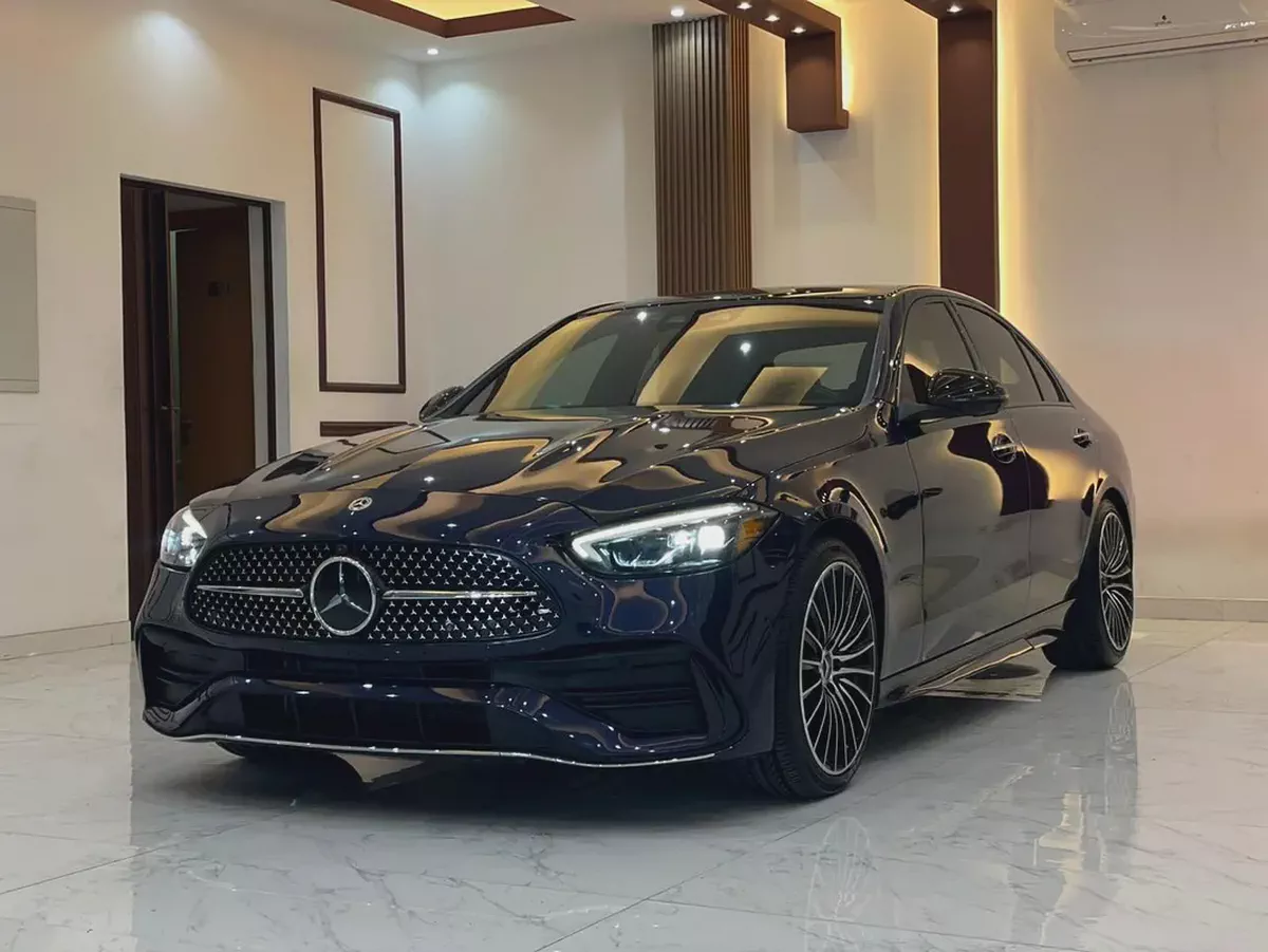 2023 Mercedes-Benz C 300 AMG - American Specs