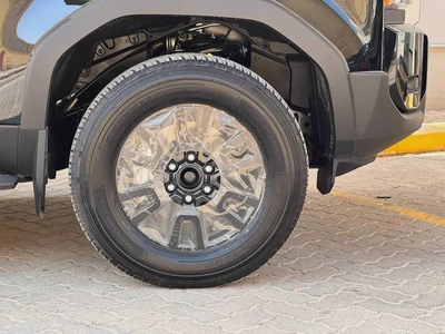 2025 PRADO RIGHT HAND DRIVE AR- HIGH 2.8L DIESEL 0KM-17