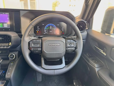 2025 PRADO RIGHT HAND DRIVE AR- HIGH 2.8L DIESEL 0KM-6