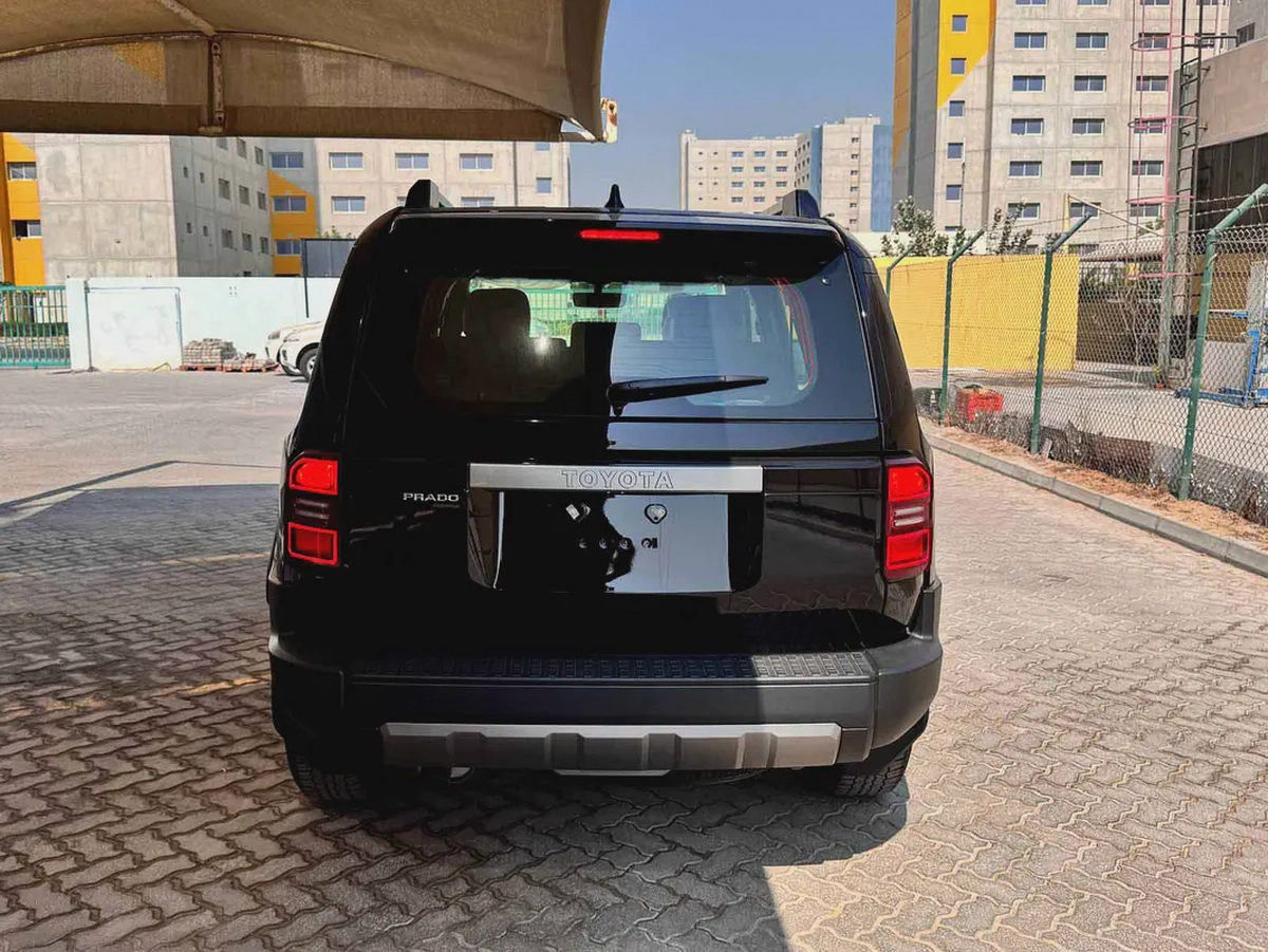2025 PRADO RIGHT HAND DRIVE AR- HIGH 2.8L DIESEL 0KM-3-3