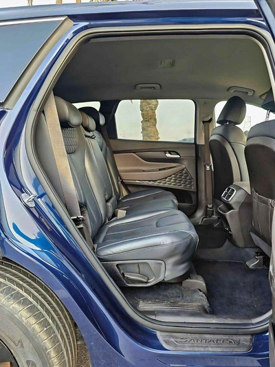 Hyundai Santa Fe SE/ RADAR/ LANE ASSIST/ LEATHER SEATS/ DVD CAMERA/ EXPORT ONLY / LOT# 35098-5