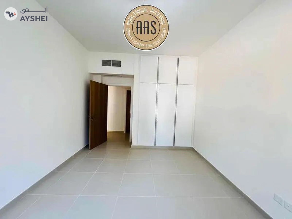 Green Lush Community ☆ New Building ☆ 1 Month Free ☆ Vacant ☆ Ready to Move-8-8