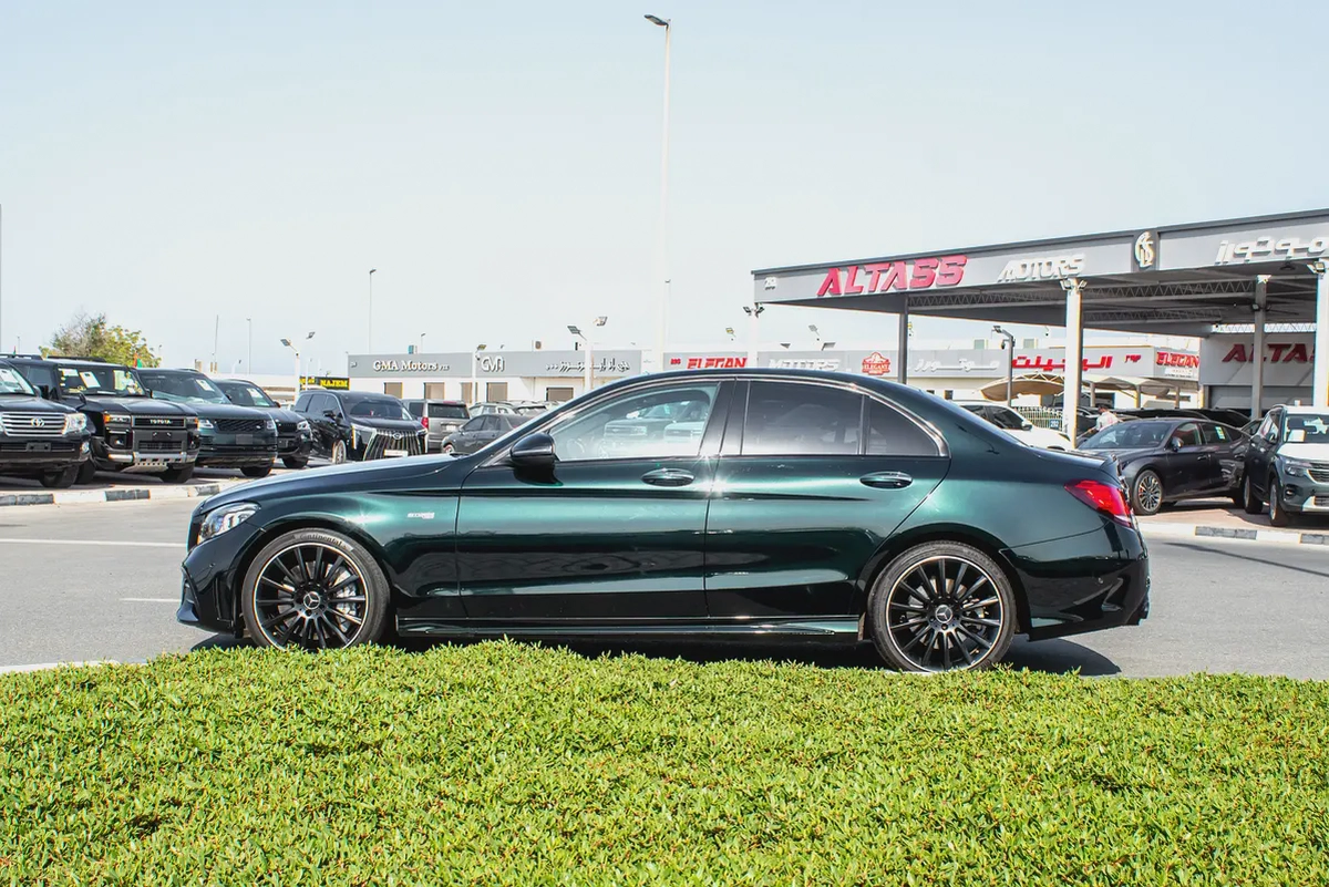 2019 - BENZ C43 AMG - IMMACULATE CONDITION - ONLY 41,000 KM DONE-4-4