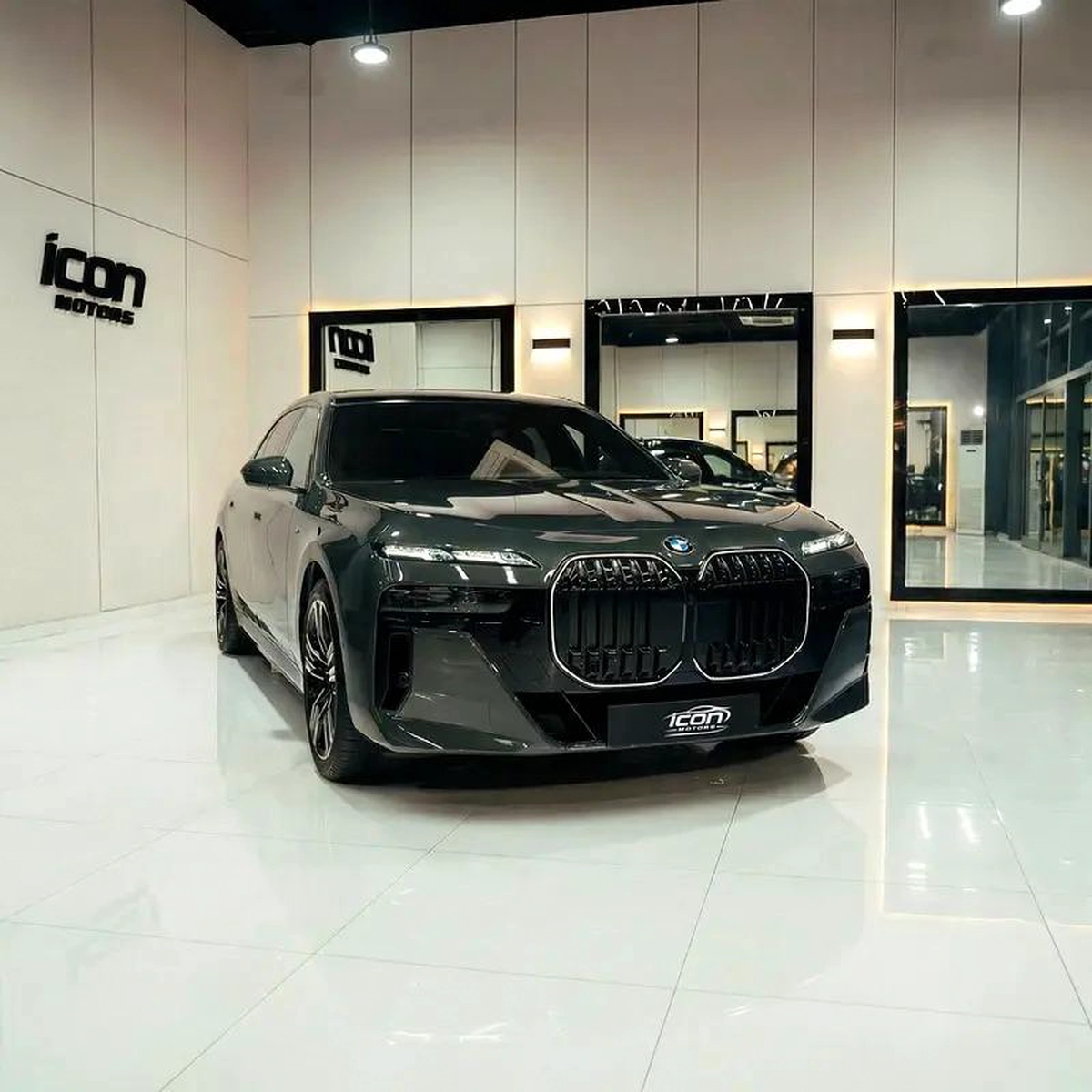 BMW 7-Series 740i Exclusive 2025 - GCC Specs - Brand New-2-2