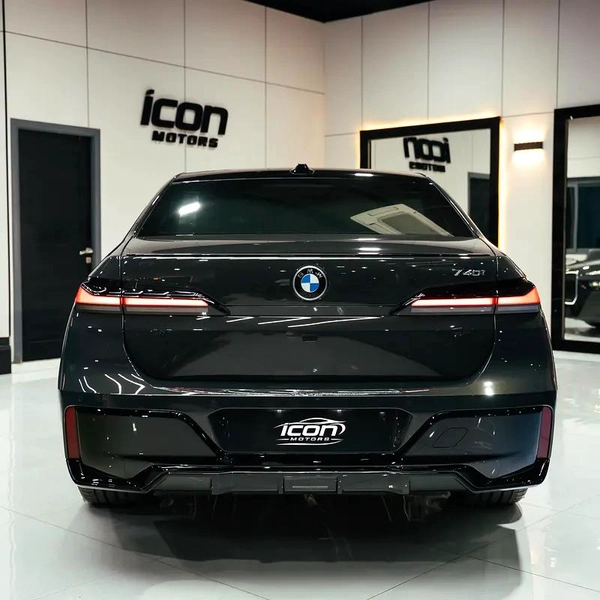 BMW 7-Series 740i Exclusive 2025 - GCC Specs - Brand New