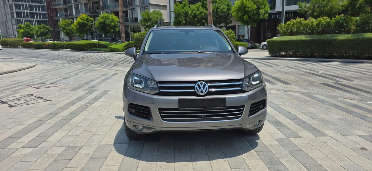 2012 Volkswagen Touareg SEL-Full Option-Excellent Condition-3-3