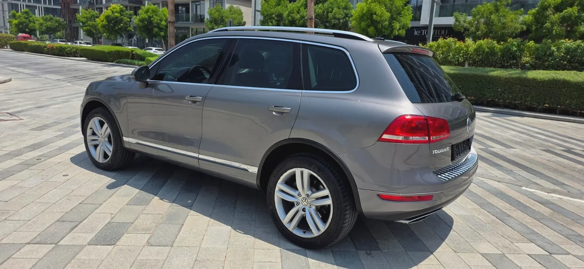 2012 Volkswagen Touareg SEL-Full Option-Excellent Condition-7-7