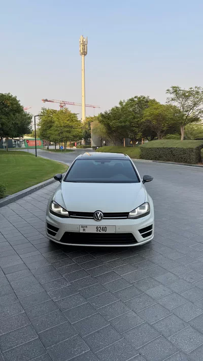 2017 Golf R GCC Full option-0