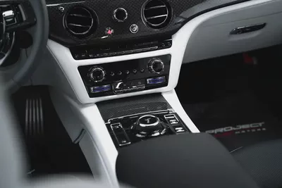 2025 Rolls-Royce Spectre Black Badge | European Specs-16