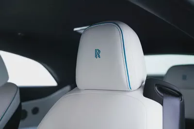 2025 Rolls-Royce Spectre Black Badge | European Specs-7