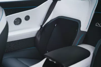 2025 Rolls-Royce Spectre Black Badge | European Specs-8