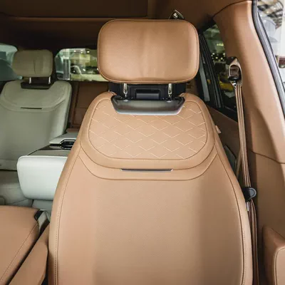 2026 Land Rover Range Rover SV  BRAND NEW-11