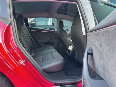 Tesla Model 3 Performance 2024 GCC Under Warranty-8
