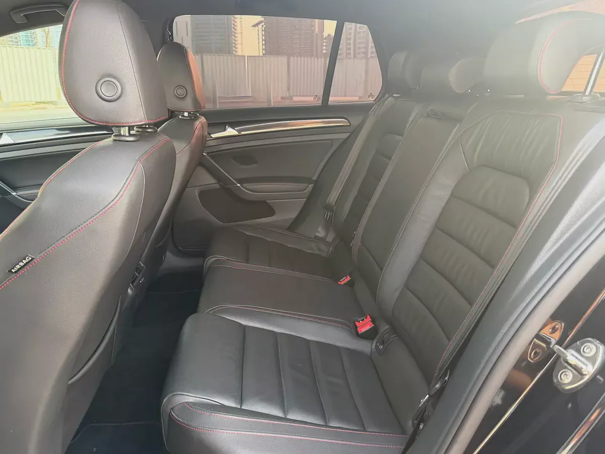 2015 Volkswagen Golf GTI Mk7 | GCC Specs | Well Maintained-12-12