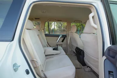 AED 2,317/month | 2019 Prado EXR | GCC Specs | REF#T72568-12