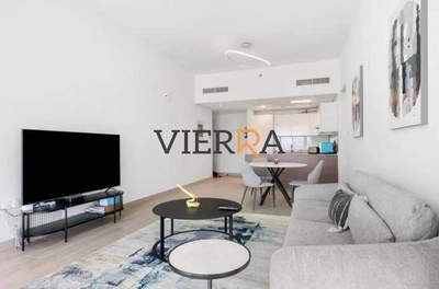 Bright & Spacious l Preminum Location-4
