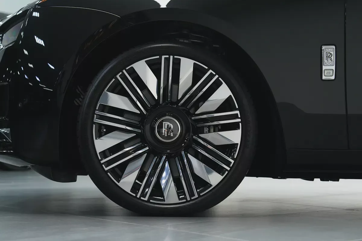 2026 Rolls-Royce Ghost Series II | European Specs | Brand New Luxury-4-4