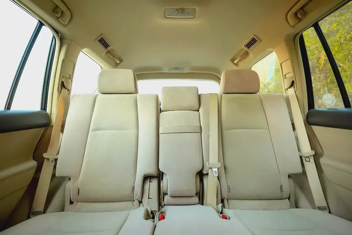 AED 2,317/month | 2019 Prado EXR | GCC Specs | REF#T72568-11-11