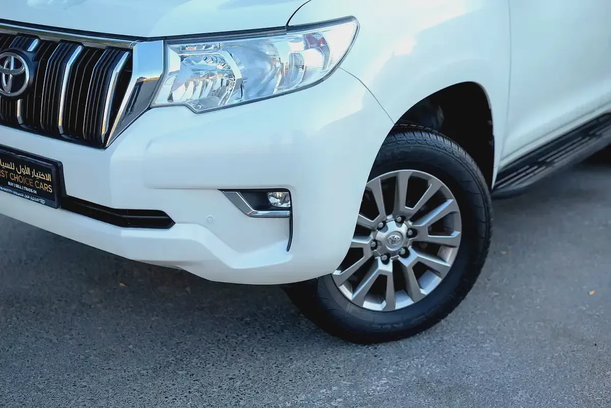 AED 2,317/month | 2019 Prado EXR | GCC Specs | REF#T72568-2-2