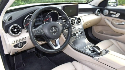 Mercedes-Benz C 300-4